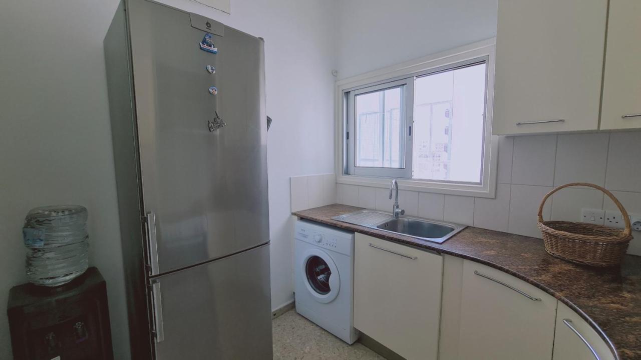 Stay Antique Apartment Larnaca Luaran gambar