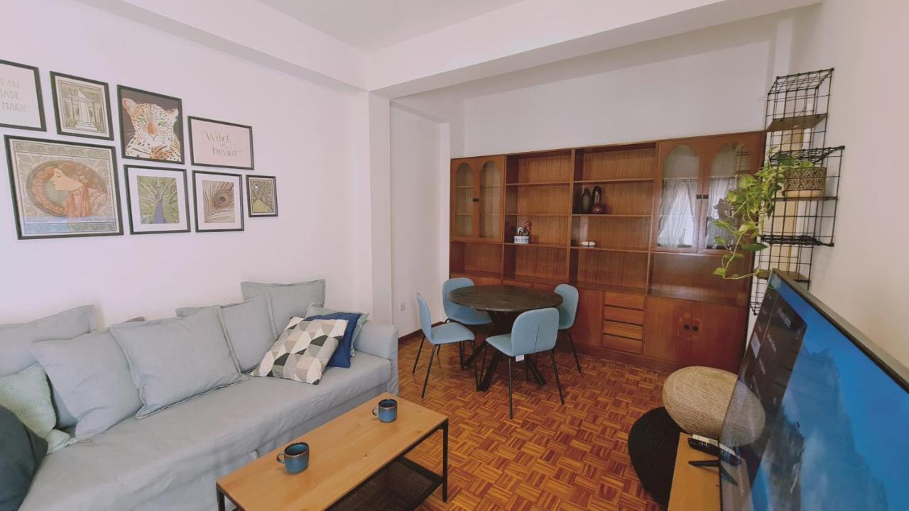 Stay Antique Apartment Larnaca Luaran gambar