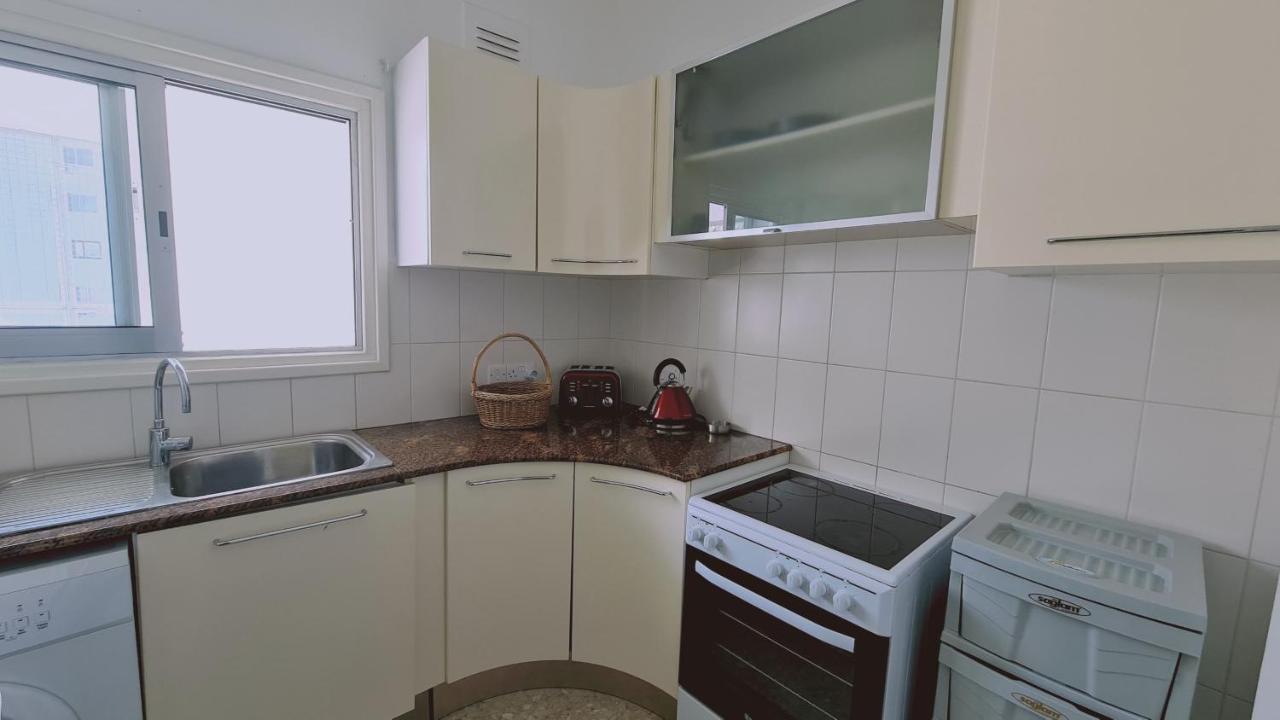 Stay Antique Apartment Larnaca Luaran gambar